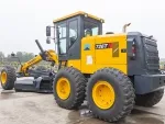Motoniveladora PY260T